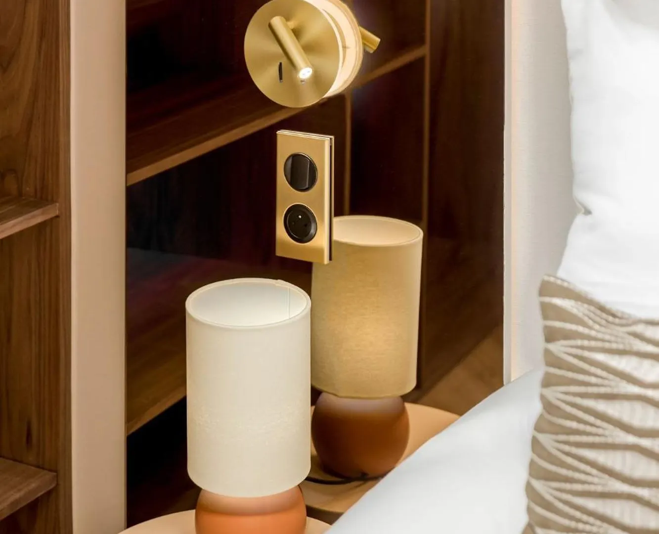 Merveil - Luxury - Champs Elysees - St Cyr I