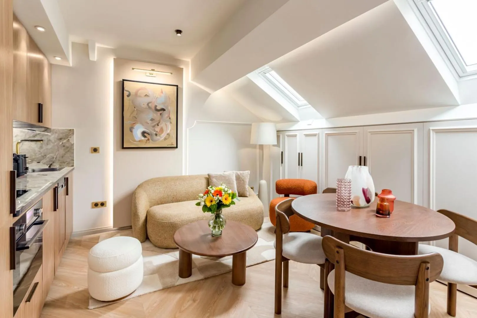 Merveil - Luxury - Champs Elysees - St Cyr I Paris